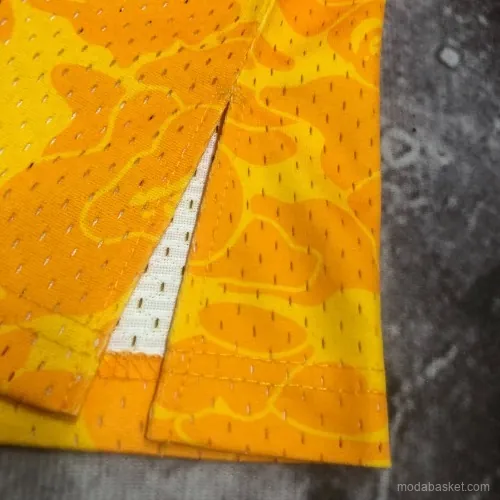 LAKERS YELLOW 93 X BAPE - Imagen 6