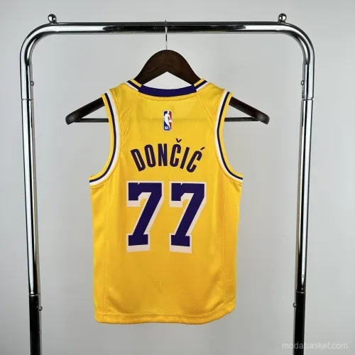 LOS ANGELES LAKERS - DONČIĆ 77